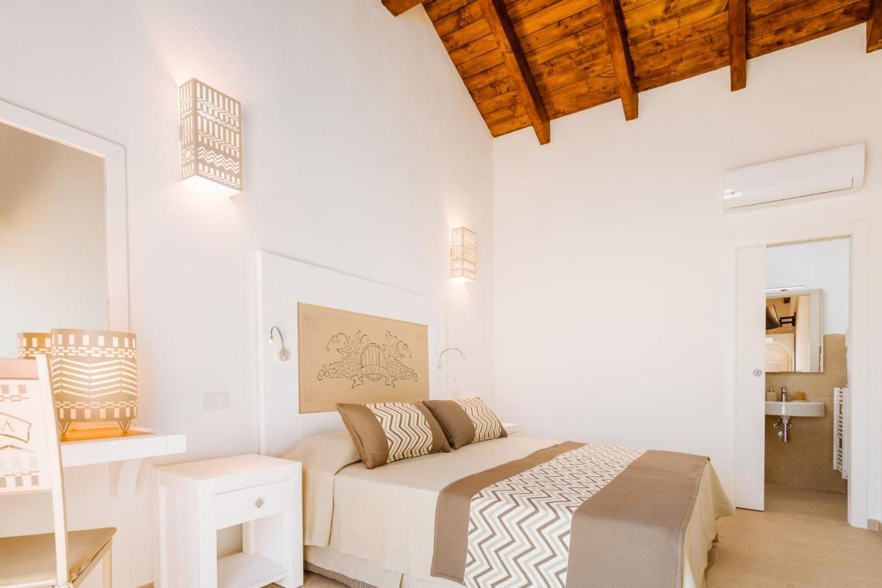 La Vinia Bed&Wine Experience - Adults Only Villa Sassari Luaran gambar